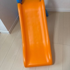 すべり台の画像