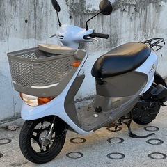 大人気セール‼️安心のバッテリー新品✨️前後タイヤまだまだ山あり🗻嬉しいシート張替え♪オイル交換済み♻️燃費重視&バイク初心者の方におすすめ🔰ラクラク始動のインジェクション💥CA43Aレッツ4✴の画像