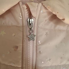 ９５✨新品未使用✨キラキラピンクアウター✨女の子の画像