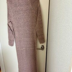ロングニットワンピースの画像