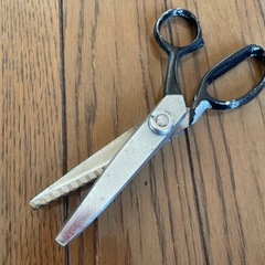 ピンキングハサミの画像