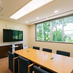 【大阪】年間休日131日　化粧品OEMの営業事務／営業アシスタント（本町徒歩３分）の画像