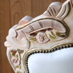 687)ロココ調の椅子 チェア  アンティーク調 バラ 薔薇 猫脚 姫系の画像