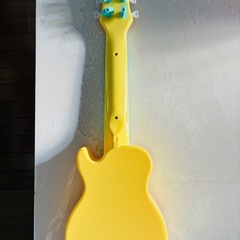 ダイソー　ギターのおもちゃの画像