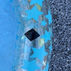 浮き輪、プールの画像