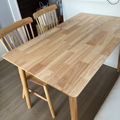 テーブルセットの画像