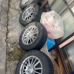 ノア　ボクシー　スタッドレスタイヤの画像