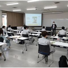 ▼正社員：タイル張り技能工【未経験OK】▼ 育成体制が充実！INAX建築技術専門校＋OJTで基礎から習得◎ 残業ほぼなし！家庭やプライベートも充実◎ 技能五輪金メダリスト在籍！学べる職場環境◎の画像