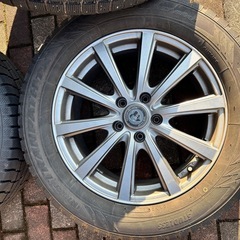 安い！スタッドレスタイヤセット225/60R17の画像