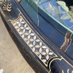 中国美術 螺鈿 天然木漆器の応接テーブルの画像