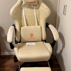 DOWINX ゲーミングチェア アイボリー/クリームの画像