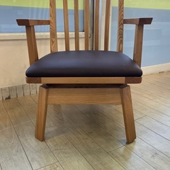 ダイニングチェアの画像