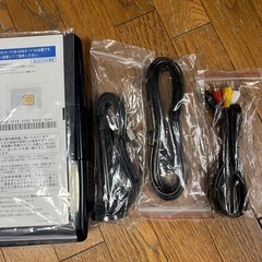 訳ありポータブルDVDプレーヤー　地デジ視聴可能の画像