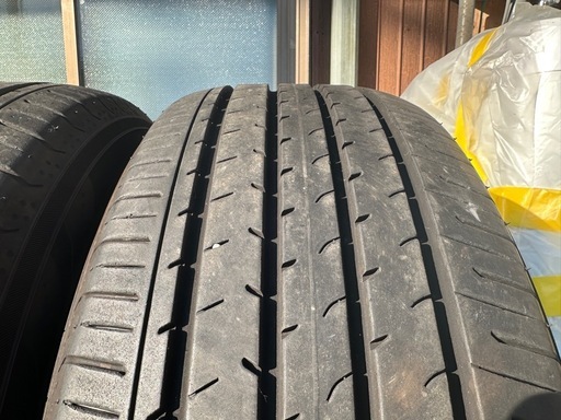 225/60R18 4本　22年式　1本パンク修理あり