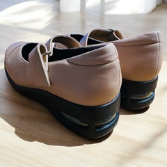 Meeklyミークリー AIR パンプス 22.5cm 4E 快適 レトロピンクの画像