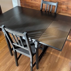 IKEAダイニングテーブルセット チェア2脚の画像