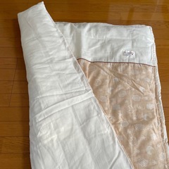 【美品】ベビー用品　掛け布団と枕の画像