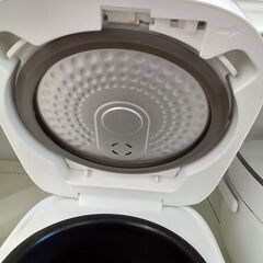 ★リユースのサカイつくば店★TK7712 TOSHIBA 炊飯ジャー3合炊き RC-5XE5  18年製 動作確認／クリーニング済み　【リユースのサカイつくば店】 の画像