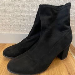 UNIQLO 黒ブーツ　23.5センチの画像