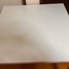 ※受け渡し予定あり【無料】白いテーブル｜引き取り限定｜早い者勝ち の画像