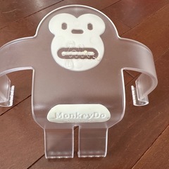 アニマル型タブレットスタンド Felix MonkeyDo ホワイト　iPadの画像