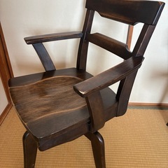 回転式ダイニングチェア3脚セット
の画像