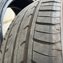 185/55R16 ﾖｺﾊﾏﾌﾞﾙｰｱｰｽEs バリ溝の画像