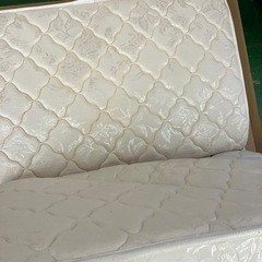 シングルサイズ 折り畳みマットレスの画像