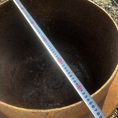 大鍋 大釜 羽釜 鉄釜 昭和 大正 明治 アンティーク お釜 レトロ 古道具 古民家 かまど 鉄製 おおがま 炊き出し 昭和レトロ 炊き出しの画像