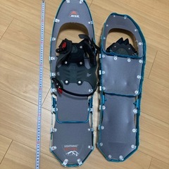 【ほぼ新品】登山用 スノーシューMSRライトニングエクスプローラーの画像