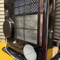 No.121受付終了ファンヒーター　中古コロナの画像