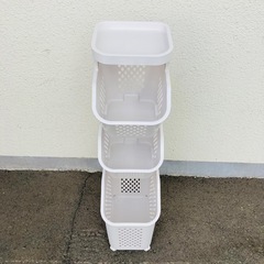 収納3点セット　アイリスオーヤマ　収納ケース×3  衣類収納　キャスター付3段ワゴン　布製吊り下げ収納の画像