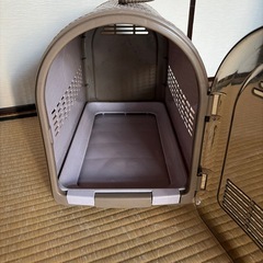 ペットキャリーの画像