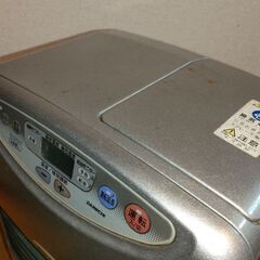 ダイニチ 石油ファンヒーター（ブルーヒーター） 2005年製 FW-321S の画像