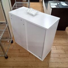 ★リユースのサカイつくば店★TK7717  扉付収納 ホワイト H73×D36×W76 クリーニング済みの画像
