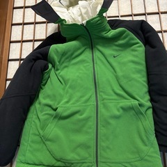 ナイキジャケットの画像