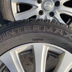 ①ミニバン・SUVなんでも使えます‼️スタッドレス 205/65R16 東北6県無料配送対応‼️爆安‼️最終値下げ‼️超超超バリ溝❗国産 ダンロップ‼️ アルミ付き 国産 タイヤ !!　スタッドレスの画像