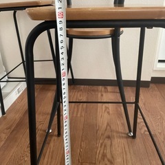 ダイニングテーブルチェアセットの画像