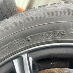 アクア　ダンロップスタッドレスタイヤの画像