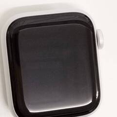 Apple Watch Series 6/GPS/40mm/A2291/シルバー〈MG283J/A〉の画像