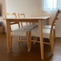 【０円】ダイニングテーブル＆ダイニングチェア４脚　セットの画像
