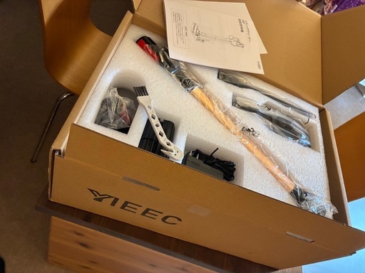 掃除機 コードレス【2026先行販売！業界初独立モーター自走式！80Kpa超