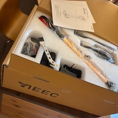 掃除機 コードレス【2026先行販売！業界初独立モーター自走式！80Kpa超強力吸引！AI吸引力自動制御＆超広角LEDライト＆第二世代LEDディスプレイ＆70分連続稼働＆革新的な8層ろ過システム】コードレス掃除機 軽量 サイクロン式 スティッククリーナー 2WAY 伸縮型パイプ 収納スタンド付 絡まないブラシ HEPA 多重濾過フィルター 大容量バッテリー 低騒音 ワンタッチゴミ捨ての画像