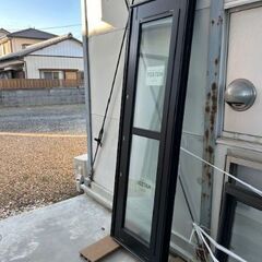 住宅用サッシ 在庫整理品　勝手口ドア　06020R　の画像