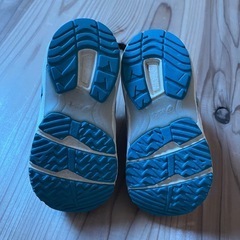 asics ベビーシューズ ホワイト/ブルー　13.5センチの画像