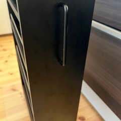 キャスター付き隙間収納の画像