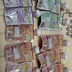 【受け渡し者決定済】ベビーフード　はじめてのベビーフード　オーガニックのベビーフードの画像