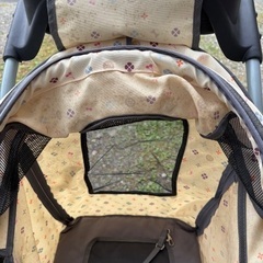 ペット用バギーの画像