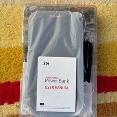 IP66防水のソーラー充電モバイルバッテリー。 の画像