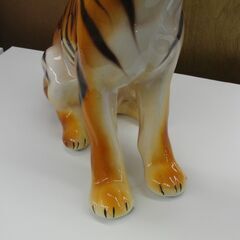タイガー 置物 虎 ベンガルトラ イタリア製 陶器 高さ32cm 縁起物 オブジェ 札幌 手稲の画像